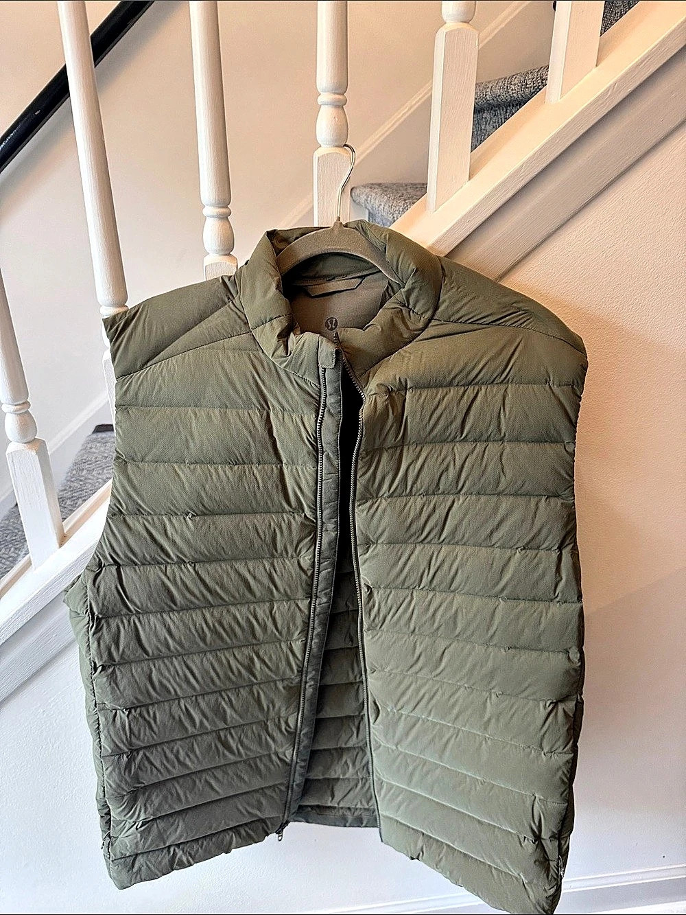 Lululemon Down for It All Vest Quilted Puffer Vest in Green Size XL Like New